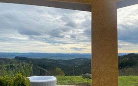 Vue panoramique&jacuzzi privé